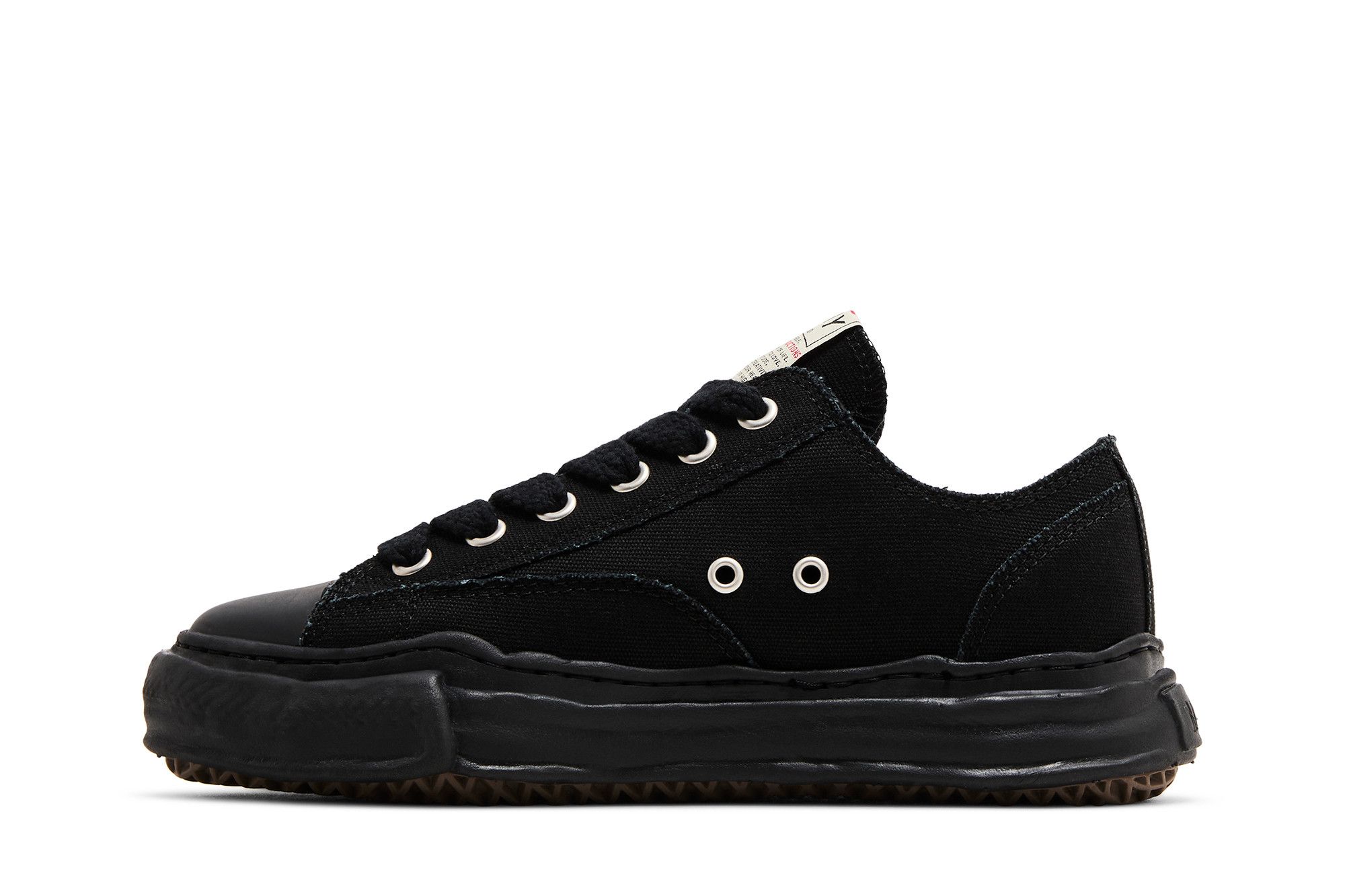 Lookbook Maison Mihara Yasuhiro Peterson 23 OG Sole Canvas Rendah 'Hitam Putih' A11FW702