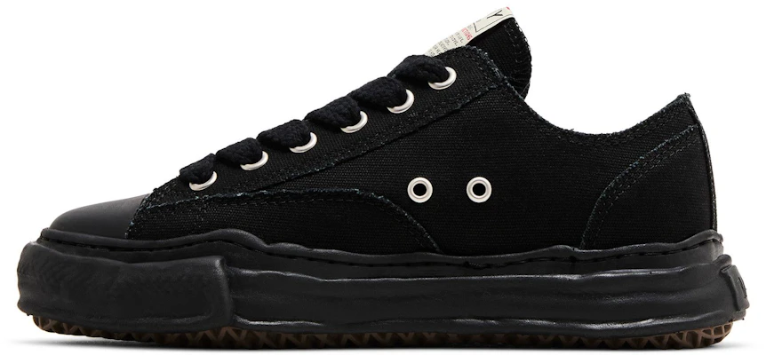 Maison Mihara Yasuhiro Peterson 23 OG Sole Canvas Rendah 'Hitam Putih' A11FW702 Lookbook Maison Mihara Yasuhiro Peterson 23 OG Sole Canvas Rendah 'Hitam Putih' A11FW702
