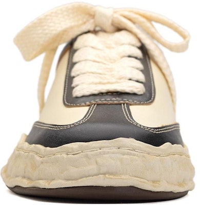 Maison Mihara Yasuhiro Herbie OG Sole VC Kulit Rendah 'Hitam Putih' A11FW707 Lookbook Maison Mihara Yasuhiro Herbie OG Sole VC Kulit Rendah 'Hitam Putih' A11FW707