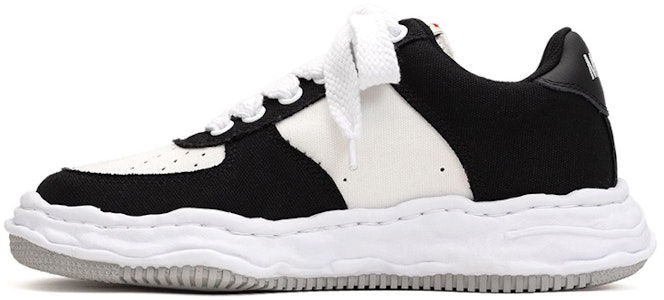 Maison Mihara Yasuhiro Wayne OG Sole Canvas Rendah 'Hitam Putih' A10FW720 Buy Maison Mihara Yasuhiro Wayne OG Sole Canvas Rendah 'Hitam Putih' A10FW720