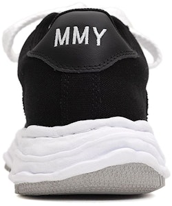 Maison Mihara Yasuhiro Wayne OG Sole Canvas Rendah 'Hitam Putih' A10FW720 Shop Maison Mihara Yasuhiro Wayne OG Sole Canvas Rendah 'Hitam Putih' A10FW720