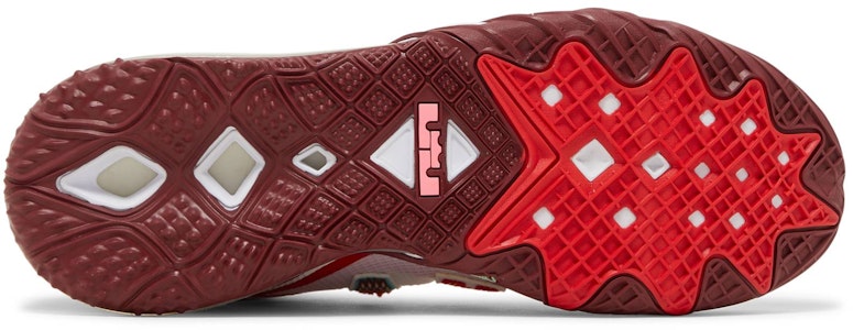 Mimi Plange x Nike LeBron 18 Low EP '更高学问' CV7564-102 Shop Mimi Plange x Nike LeBron 18 Low EP '更高学问' CV7564-102