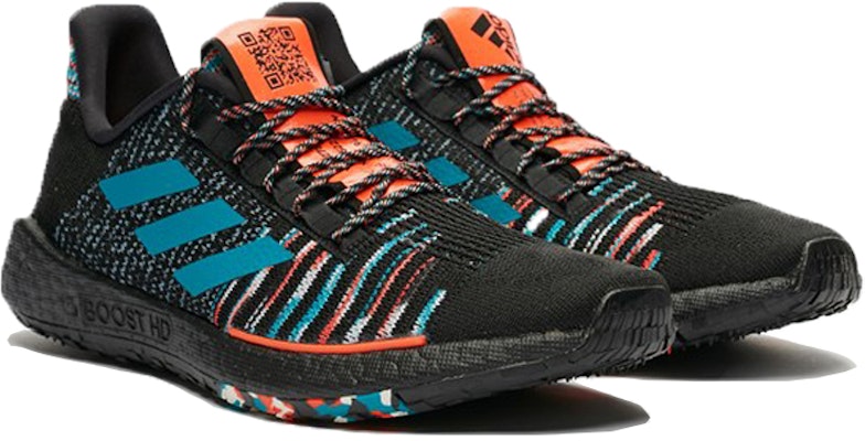 Missoni x adidas PulseBoost HD 'Core Black' Sepatu Lari Hitam Core EG2643 Lookbook Missoni x adidas PulseBoost HD 'Core Black' Sepatu Lari Hitam Core EG2643