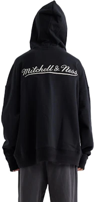 Mitchell Ness 黑色男女款加厚連帽衫 實心字母印花設計 MNRQAWTOHC070-BLK Details for Mitchell Ness 黑色男女款加厚連帽衫 實心字母印花設計 MNRQAWTOHC070-BLK
