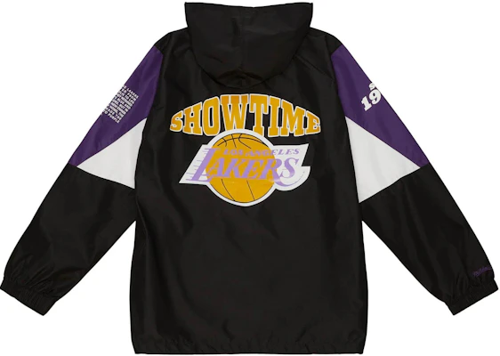 Mitchell Ness 洛杉磯湖人隊標誌連帽外套 男女款 黑色 OJPO5033-LALYYPPPBLCK Lookbook Mitchell Ness 洛杉磯湖人隊標誌連帽外套 男女款 黑色 OJPO5033-LALYYPPPBLCK