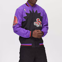 Lookbook Mitchell & Ness 1995-96 多倫多暴龍紫色長袖熱身外套夾克 AWJKGS18062-TRAPURP95
