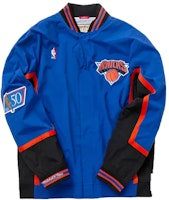 Mitchell Ness Mitchell & Ness 96-97 New York Knicks Retro Colorblock Jacket Blue Unisex. AWJKCP19195-NYKROYA96 Mitchell Ness Mitchell & Ness 96-97 New York Knicks Retro Colorblock Jacket Blue Unisex. AWJKCP19195-NYKROYA96