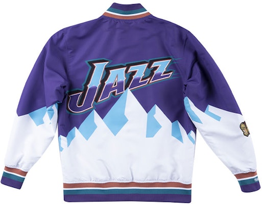 Mitchell Ness Mitchell & Ness 97-98 Jazz Warm-Up Jacket Blue White Unisex Casual Style. AWJKAC19040-UJARTPR97 Lookbook Mitchell Ness Mitchell & Ness 97-98 Jazz Warm-Up Jacket Blue White Unisex Casual Style. AWJKAC19040-UJARTPR97