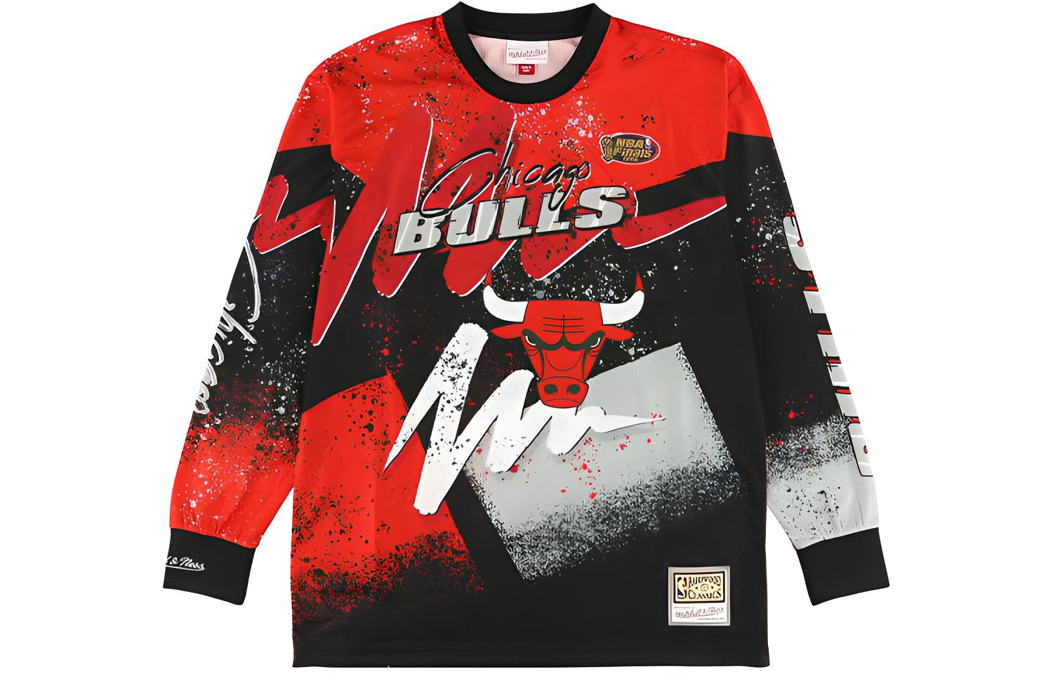 Mitchell Ness Mitchell & Ness Bulls Color-Block Splatter Pullover Long Sleeve Sweatshirt Red TCRW1256-CBURED1