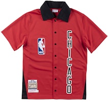 Mitchell Ness Mitchell & Ness Chicago Bulls 1984-85 Player Tee Red Casual Shirt. ASSHGS18508-CBURED184MJO Mitchell Ness Mitchell & Ness Chicago Bulls 1984-85 Player Tee Red Casual Shirt. ASSHGS18508-CBURED184MJO