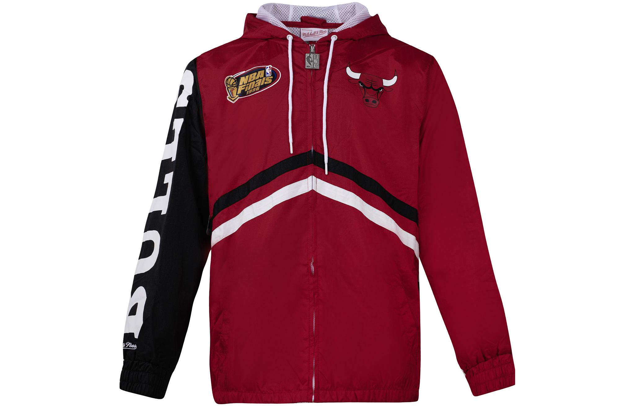 Mitchell Ness Mitchell & Ness Chicago Bulls Logo Print Black Sweatshirt Unisex MN13L13-CHI