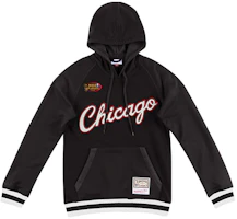 Mitchell Ness Mitchell & Ness Chicago Bulls Retro Basketball Hoodie Black Unisex FPHDBW18063-CBUBLCK Mitchell Ness Mitchell & Ness Chicago Bulls Retro Basketball Hoodie Black Unisex FPHDBW18063-CBUBLCK