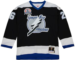 Mitchell Ness Mitchell & Ness Line Martin St Louis Tampa Bay Lightning 2003 Jersey Pullover - Blue RJY76246-TBL03MLOBLCK Mitchell Ness Mitchell & Ness Line Martin St Louis Tampa Bay Lightning 2003 Jersey Pullover - Blue RJY76246-TBL03MLOBLCK
