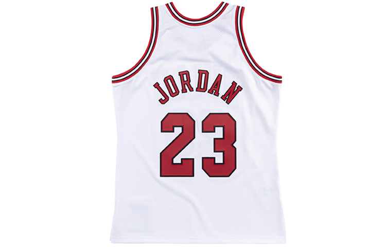 Lookbook Mitchell & Ness NBA 98 Bulls Jordan #23 Retro Jersey Basket Putih AJY4LG19010-CBUWHIT98MJO