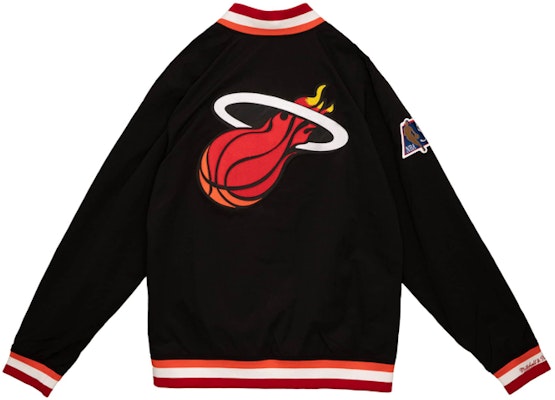 Mitchell Ness Mitchell & Ness NBA Embroidered Jacket 96-97 Miami Heat Black Unisex. AWJKAC19189-MHEBLCK96 Lookbook Mitchell Ness Mitchell & Ness NBA Embroidered Jacket 96-97 Miami Heat Black Unisex. AWJKAC19189-MHEBLCK96