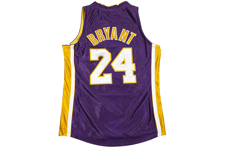 Lookbook Mitchell Ness NBA Los Angeles Lakers Kobe Jersey Reversible Retro Emas/Ungu. NNBJGS20051-LALGOLDKBR