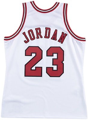 Mitchell & Ness NBA Retro Bulls Jordan Jersey Champion 95-96 Putih. AJY4LG19009-CBUWHIT95MJO Lookbook Mitchell & Ness NBA Retro Bulls Jordan Jersey Champion 95-96 Putih. AJY4LG19009-CBUWHIT95MJO