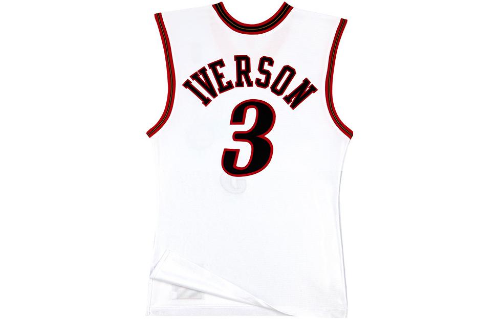 Lookbook Mitchell & Ness NBA Retro Philadelphia 76ers Allen Iverson #3 Jersey Putih AJY4CP19163-P76WHIT01AIV