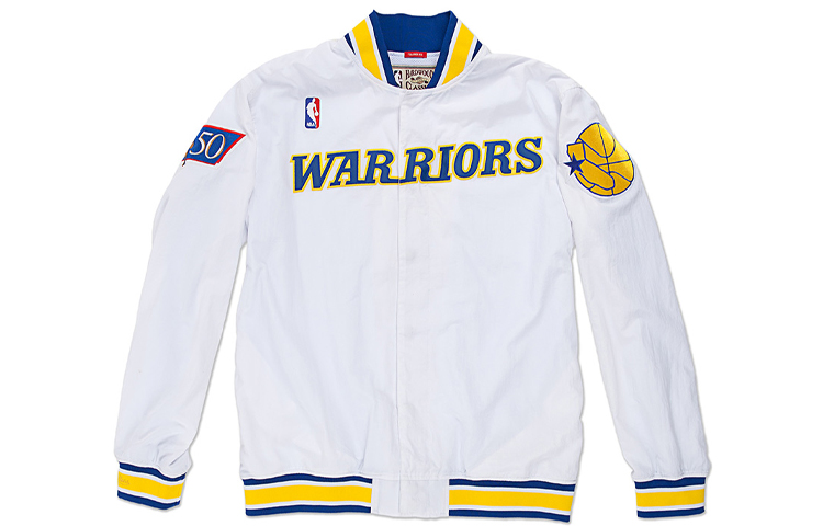 Mitchell Ness Mitchell & Ness Retro Loose Fit Sports Jacket White Unisex. AWJKCP19193-GSWWHIT96