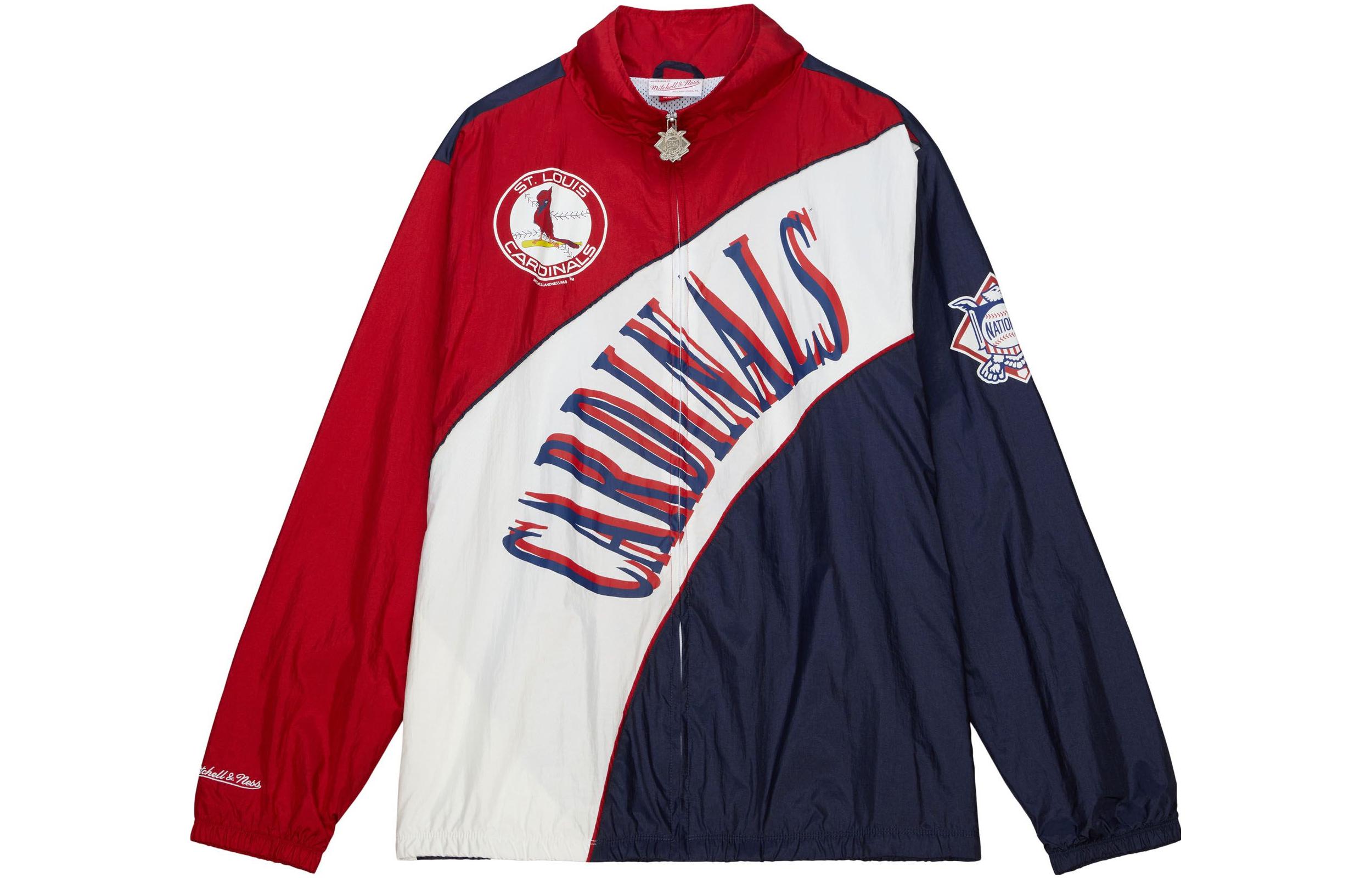 Mitchell Ness Mitchell & Ness SS23 University of Wisconsin Legacy Hoodie Red FPHD5513-UWMYYPPPSCAR