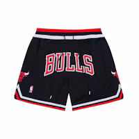 Order Mitchell & Ness x Just Don FW23 Chicago Bulls Celana Pendek Hitam Unisex. PFSW6977-CBUYYPPPBKRD
