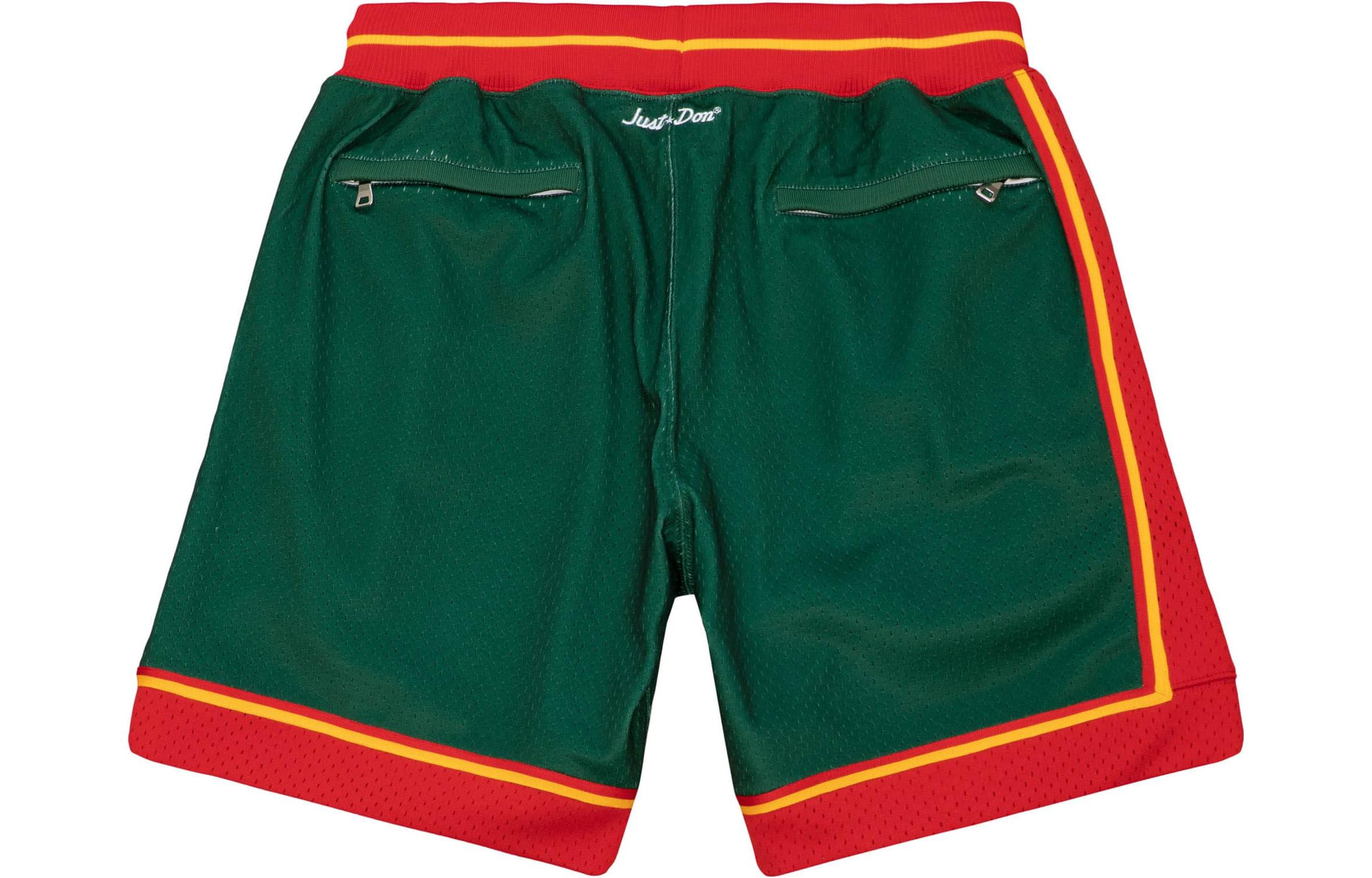 Lookbook Mitchell Ness Mitchell & Ness x Just Don Supersonics Letter Print Basketball Shorts Green. SHORMO21344-SSUDKGN