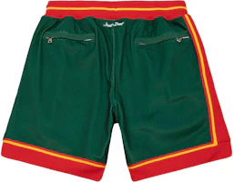 Lookbook Celana Pendek Basket Mitchell & Ness x Just Don Supersonics Hijau. SHORMO21344-SSUDKGN