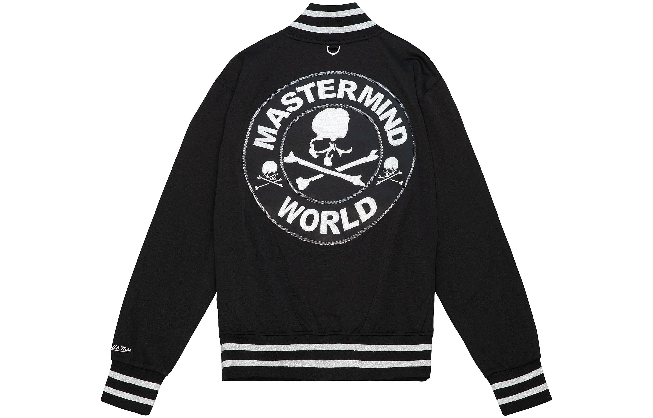 Lookbook Mitchell & Ness x mastermind JAPAN 黑色拉链夹克 男女同款 OJZP5242-CLBYYPPPBLCK