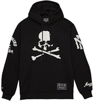 Mitchell & Ness x MASTERMIND WORLD Hoodie Unisex Logo Tengkorak Hitam. OJPO7532-CLBYYPPPBLCK Lookbook Mitchell & Ness x MASTERMIND WORLD Hoodie Unisex Logo Tengkorak Hitam. OJPO7532-CLBYYPPPBLCK