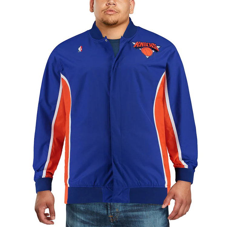 Shop ミッチェル＆ネス x NBA 92-93 ニューヨーク・ニックス レトロ バーシティ ジャケット メンズ. AWJKGS18058-NYKROYA92