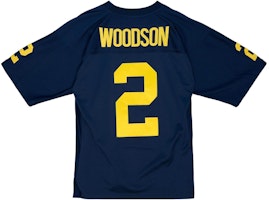 米切尔内斯 x NCAA 密歇根金刚狼 Woodson 97-98复古海军蓝男士T恤 LGJY4472-UMI97CWONAVY Lookbook 米切尔内斯 x NCAA 密歇根金刚狼 Woodson 97-98复古海军蓝男士T恤 LGJY4472-UMI97CWONAVY