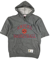 Mitchell Ness New York Knicks Printed Pullover Short Sleeve Sweatshirt Grey FPHD3398-NYKYYPPPGYHT Mitchell Ness New York Knicks Printed Pullover Short Sleeve Sweatshirt Grey FPHD3398-NYKYYPPPGYHT
