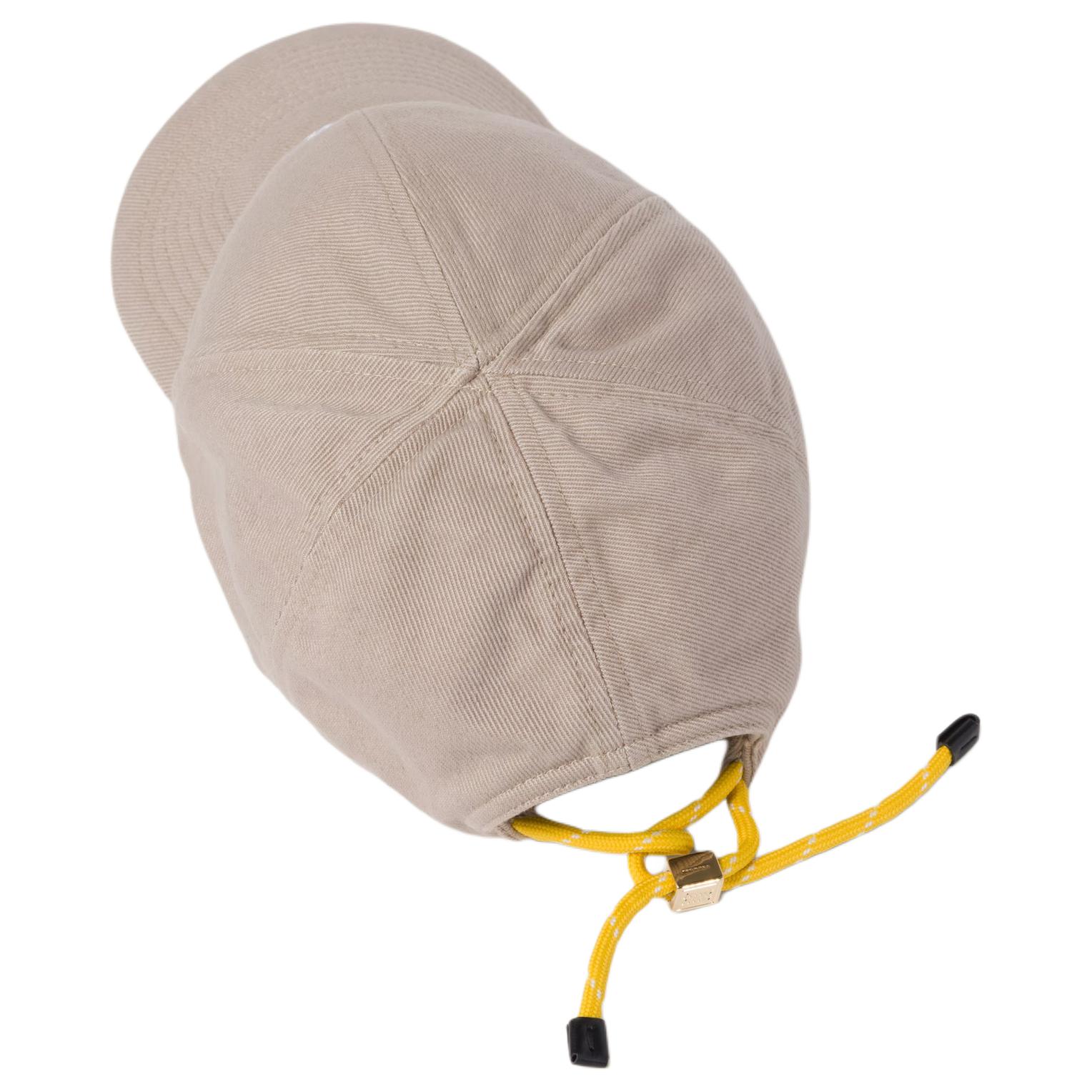 Shop MIU MIU 刺繡標誌米色棒球帽 - 情侶款男女適用帽款。 5HC369 2CR1 F03UL