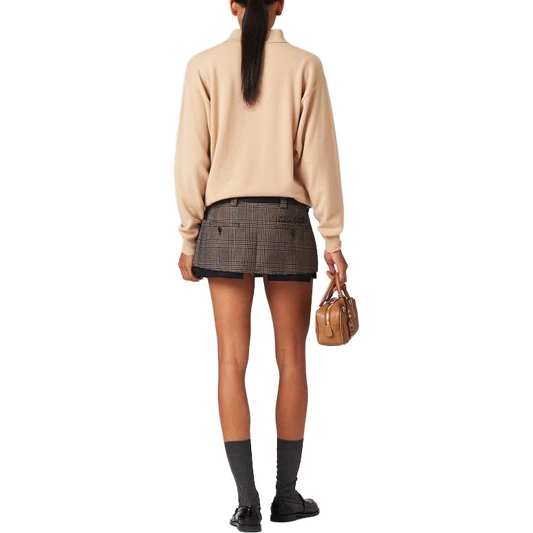 Shop MIU MIU FW23 Logo Baju Polo Lengan Panjang Uniseks Putih Salji. MML812-13KZ-F0627-S-232