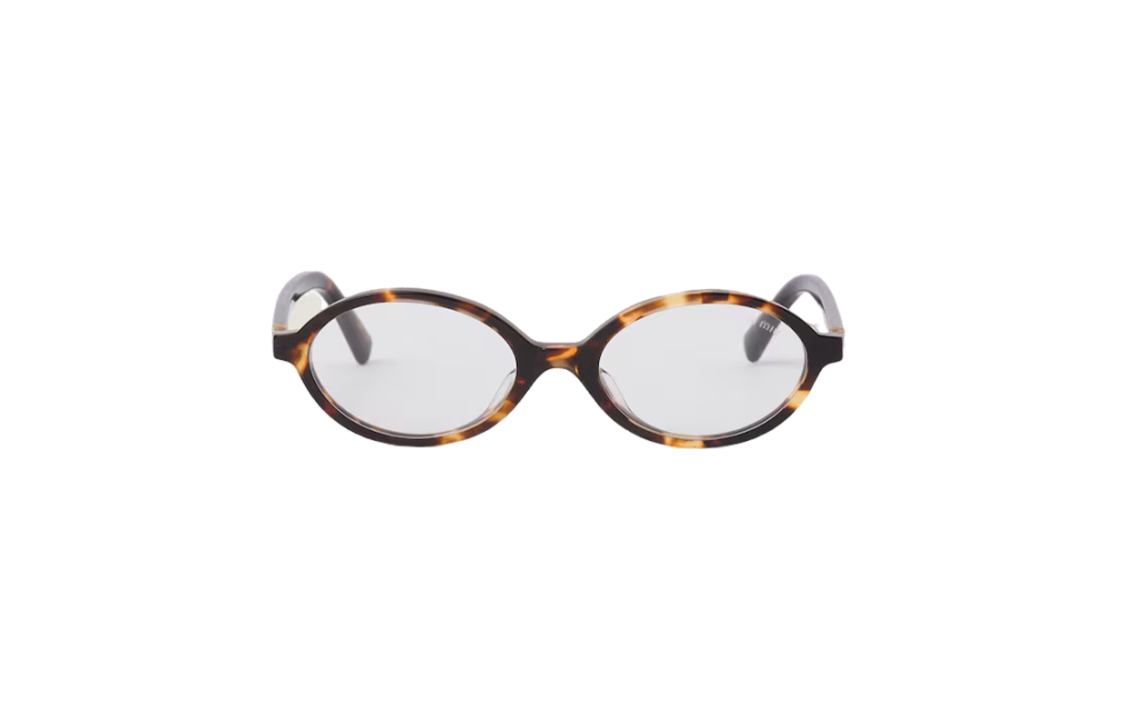 Lookbook Kacamata MIU MIU Oval Blue Light Frame Tortoiseshell dengan Logo untuk Pria. SMU04Z_SVAU_FE08N_C_050