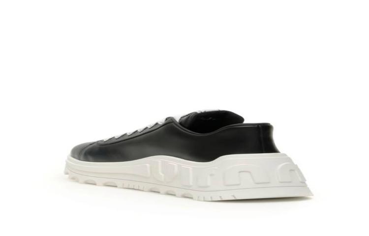 MIU MIU Pre 'White' 圖 2