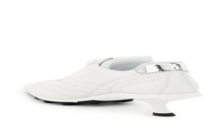 MIU MIU Sneaker 'Black PRE_212151NSN000002_F0009'