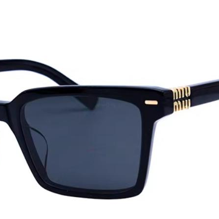 MIU MIU Unisex Irregular Sunglasses with Gold Logo, Black Frame for Couples. SMU13Z-F-16K-5S0 圖 4