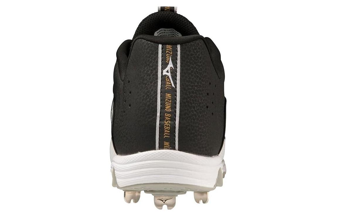 Lookbook Mizuno 9-Spike Ambition 3 ''Zwart Wit'' 11GM235109