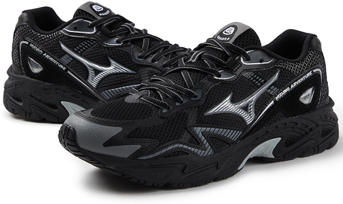 Mizuno Adventure 'Twe NonSlip Tahan Lama LowTop' D1GH230103 Shop Mizuno Adventure 'Twe NonSlip Tahan Lama LowTop' D1GH230103