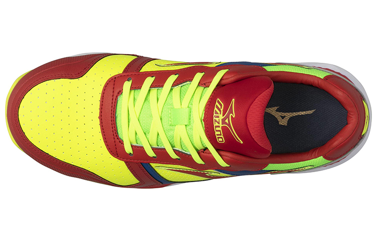 Lookbook 美津浓 Almighty Hw 11L 低帮運動休閒鞋 男女同款 紅黃