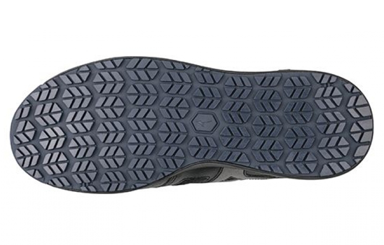 Shop 美津濃 LS II 防護 低筒 跑步鞋 男女同款 黑色