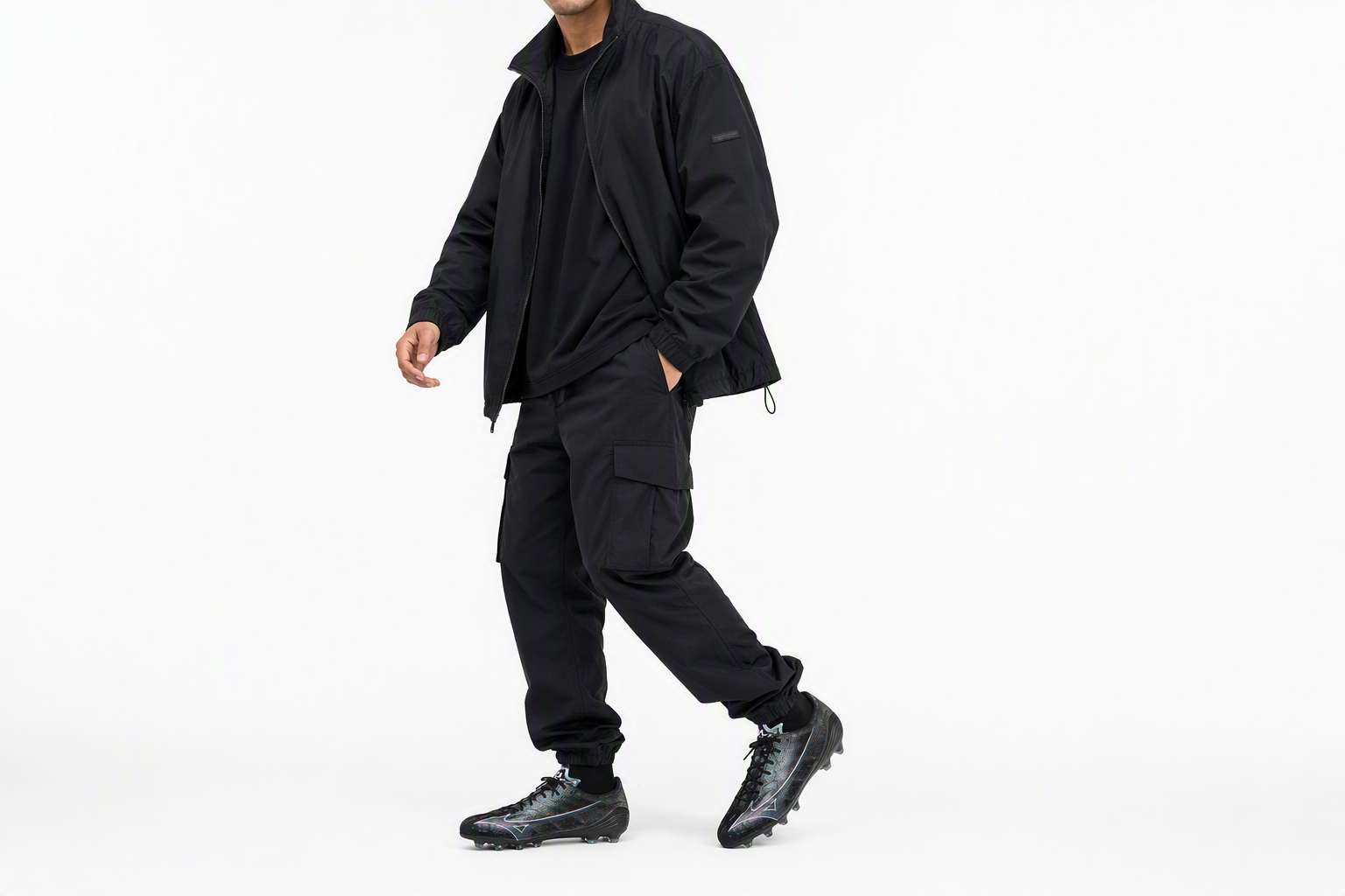 Order Mizuno 日本人造草坪减震防滑耐磨足球鞋 男女同款 黑紅
