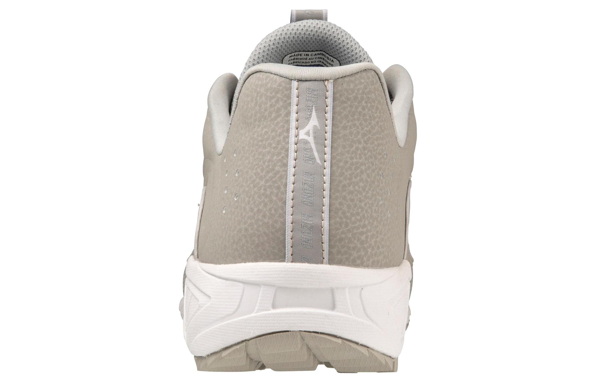 Lookbook Mizuno Ambition 3 BB Low AS 'Abu Putih' 320688-9100