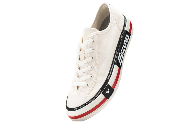 Lookbook Mizuno Canvas Bassa ''Bianca Versatile e Confortevole'' D1GH210901