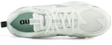Order Mizuno City Jogging Penyerapan Hentakan Bernafas Putih Perak D1GH212904