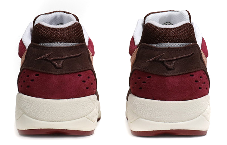 Shop Mizuno Contender S ''Bruin Bordeaux'' D1GA216203