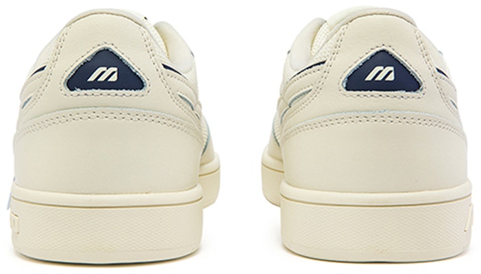 美津浓 Court Lite Essential 篮球鞋 D1GH221801 Purchase 美津浓 Court Lite Essential 篮球鞋 D1GH221801