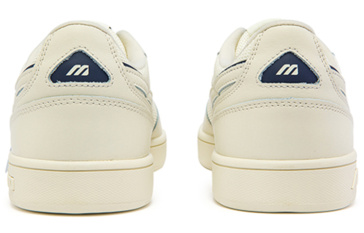Purchase Mizuno Court Lite Essential Scarpe da Tennis D1GH221801