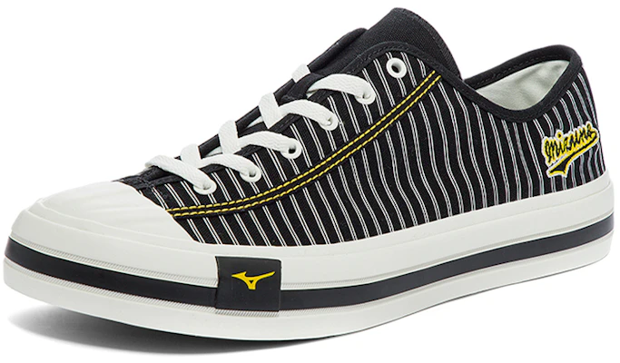 Mizuno Court S Low ''Noir'' D1GH220803 Order Mizuno Court S Low ''Noir'' D1GH220803